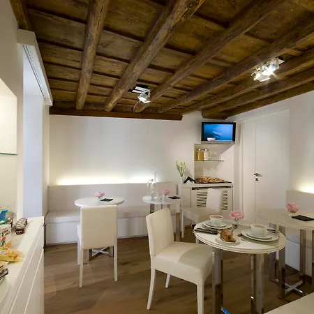 Gigli D'oro 3*