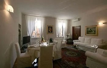Hotel Gigli D'oro Řím