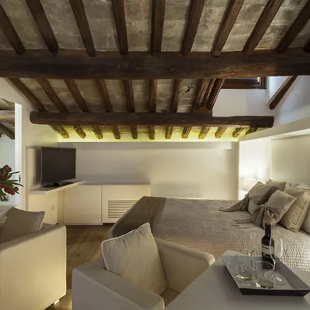 酒店 吉格里多若套房酒店 3*