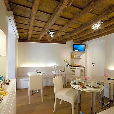 Gigli D'oro 3* Rome